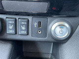 [USBソケット]今や必需品のUSB!!お出かけの際には大活躍間違いなし!!!