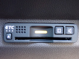 ■【ETC車載器】が装備されています。セットアップをしてお渡しとなり、ETCカードを差し込むだけで高速道路の利用が可能です。
