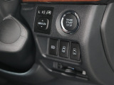 運転席の操作ボタンも機能性充実してます!