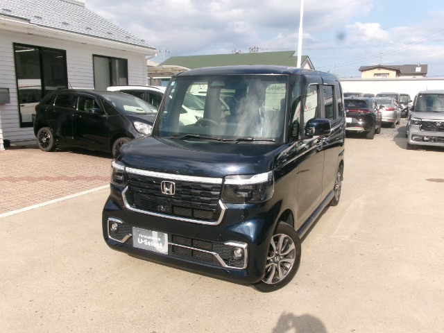 N-BOXカスタム カスタム 660 4WD