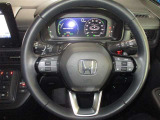 ドライバーに寄り添う快適な運転操作をサポートするステアリングです♪またステアリングスイッチ付きで前方から目を離すことなく操作することができます!