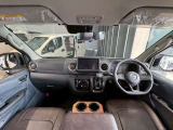 視界も広く運転もしやすいです。