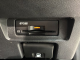 いまや快適なカーライフに欠かせないETCが付いています。