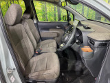 運転席シート廻りは使用感も少なく、良好な状態となっています。丁寧に使われていたことがよくわかりますね。