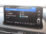 ナビゲーションはホンダコネクトディスプレイを装着しております。AM、FM、Bluetooth、フルセグTVがご使用いただけます。初めて訪れた場所でも道に迷わず安心ですね!