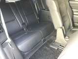 リアシートも長時間座っても疲れにくくリラックスして座れます