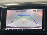 【バックモニター】駐車時に後ろの映像がナビゲーションにうつるので駐車がらくらく★車庫入れが心配な方もバックモニターで安心★