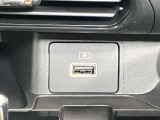 【USB電源ソケット】バッテリーが少なくなっても大丈夫!携帯やゲーム機などUSBにつないで車内で充電ができます!