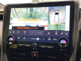 【パノラミックビューモニター】専用のカメラにより、上から見下ろしたような視点で360度クルマの周囲を確認することができます☆死角部分も確認しやすく、狭い場所での切り返しや駐車もスムーズに行えます。