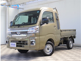 【車屋】として、長く車業界に従事した経験豊富なスタッフが多数在籍しております。