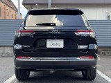 パワーバックゲート標準装備。キーレスと車内からスイッチで開閉が可能です。