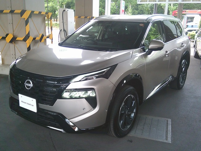 エクストレイル 1.5 G e-4ORCE 4WD