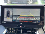 【全周囲モニター】フロント+サイド+バックにカメラが装着されています。車庫入れが苦手な方もこれがあれば安心ですね。