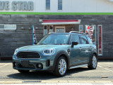 当店では、BMW MINIを中心に個性的な車の販売をしております。見ているだけでも楽しい車を展示してますので、遊びがてらにてもご来店下さい。写真画像を見ていただくとオリジナルの整備内容がご確認で出来ます。