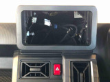 当車両はオーディオレスです。多彩なナビゲーション・オーディオをご用意しております。詳しくは当店スタッフにお問い合わせください。