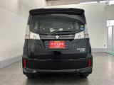 多彩なシートアレンジと広い荷室で日常使いから旅行、車中泊にもピッタリ♪