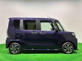 ドアは約90度に開くので荷物も積み込みやすく、乗り降りもしやすい♪ ロングドライブも快適に過ごせる工夫がいっぱいです♪♪