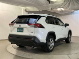 車検や点検・整備も大阪トヨペットにお任せください。お客様の快適なカーライフを長く安心サポートいたします。