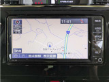 純正ナビを装備。タッチパネル式で使いやすく、お出かけもラクラクです。