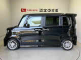 側面からの写真です。ご希望のお車が見当たらない場合は、弊社スタッフがしっかりとお客様のご要望に合ったお車をお探し致します。
