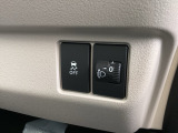 横滑り抑制機能を搭載し、滑りやすい路面での車両安定性を高めます。