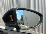 自動車保険もお任せください。Audi自動車保険プレミアムは、フロントガラス、タイヤパンク、ドアミラーの損害を補償する、Audiプレミアムケアが無償で付帯されます
