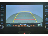 バックガイドモニターで、後方を確認しながら安心して駐車することができます。運転初心者も熟練者も必須の機能ですよ!