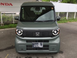 お客様に安全で快適なカーライフをお送りいただくために、中古車にも高いレベルの品質基準を設け、その基準に従って、全ての中古車について納車前整備を実施しています。