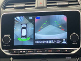 【アラウンドビューモニター】車を上から見下ろしているかのような映像で周囲の状況がひと目で確認、狭い駐車場に駐車するときも安心です♪