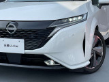 最新式はLEDヘッドランプですね。瞬時に明るい光が夜間の運転をぐっと楽にしてくれますよ。