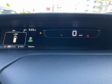 視認性の良いシンプルなメーターです。運転しやすく、取り回しの良いコンパクトカーはいかがですか?