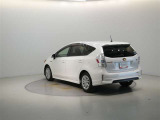 トヨタ高品質中古車洗浄「まるまるクリン」 外装はもちろん、内装はシートを外して見えないところまで徹底洗浄!お客様に責任を持って安心と美しさをお届けします!