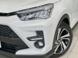【シーケンシャルターンランプ付きLEDヘッドライト】人気の『流れるウィンカー』付きのLEDヘッドライトを装備♪高級感はもちろん、点灯時は存在感たっぷりで他車からも認識されやすく安心です。