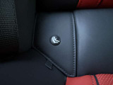 BMW専門のメカニックが、100項目にも上るポイントを徹底的にチェック。交換基準に達した部品があれば、弊社負担にて交換後、お客様へご納車致します。
