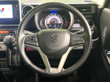 【ステアリングスイッチ】運転中、前方から目線をそらすことなく、オーディオ等の操作が可能な便利機能!安心&快適なドライブを演出してくれます♪