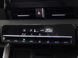 車内を快適に、オートエアコンを装備しています。