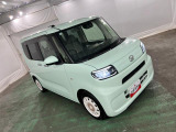 外装に軽い雹害があります。その分お求めやすい価格にしていますので、ぜひ現車を見てご検討ください。