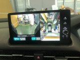 【マルチビューカメラシステム】クルマを上空から見下ろしたような映像が表示されます!さらに駐車がしやすくなります♪