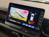 バックギアに入れるだけで自動でリヤカメラに切り替わります!車庫入れやバックが苦手な方にオススメ!