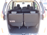◆定員乗車時のカーゴルームです。普段のお買い物の荷物やたくさんの収納が可能です。