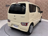 ■充実のアフターサービス■ 車の販売はもちろん、自社整備工場・自社鈑金工場・オイル交換&点検専門店舗を完備しておりますので納車後もお客様のカーライフをトータルでサポートいたします。