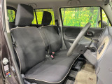 運転席シート廻りは使用感も少なく、良好な状態となっています。前オーナー様が丁寧に使っていたことがよくわかりますね。