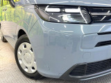 【ホンダセンシング】走行中に前方の車両等を認識し、衝突しそうな時は警報とブレーキで衝突回避と被害軽減をアシスト。より安全にドライブをお楽しみいただけます。