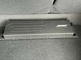 BOSEサウンドシステムついています。