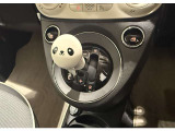 AT限定免許でも運転できる「デュアロジック/MTA」。慣れてしまえば普通のAT車と同じように運転できます。パドルスイッチ(※装備車)でクイックなマニュアル操作も可能です。