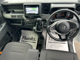 【HondaSENSING】衝突を予測してブレーキをかけたり、前のクルマとちょうどいい距離でついていったりできる多彩な安心・快適機能を搭載した先進の安全運転支援システムです。