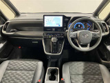 弊社の商品車両は横浜本牧にあります本部で隅々までチェックを行い、トヨタの厳しい商品基準をクリアした厳選した車両を展示しています。