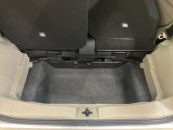 【ラゲッジルーム】実用性に優れた二段式ラゲッジル-ムでお荷物を別々に収納が可能♪♪