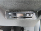 『ETC搭載』 高速利用時に便利なETCを搭載しております。高速道路での利用がスムーズになります!これで長旅も楽々♪納車時にセットアップをさせていただきますので、カードを差し込むだけでご利用いただけま