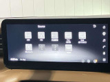 メーカーナビ12.3インチの大型ディスプレイ・Google搭載となり、ナビゲーションはもちろん普段スマートフォンで楽しんでいる情報やエンタメもシームレスに車内へコネクト。